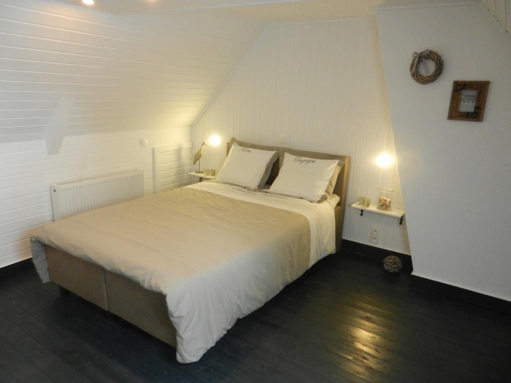 Holiday Home Juliette Poperinge Bilik gambar